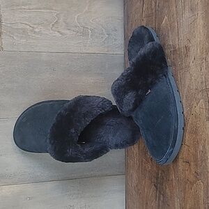 EUC Lamo Black Suede Faux Fur  Slip On Slippers Women's Medium